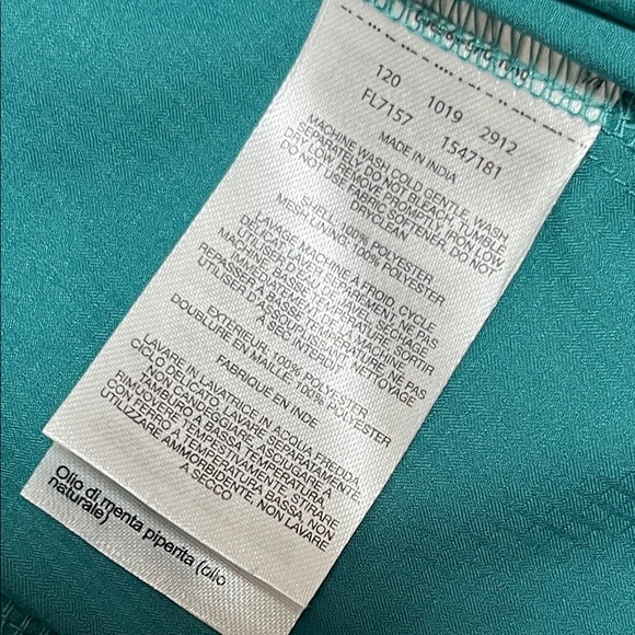 Columbia Women's PFG Tamiami Sleeveless Shirt - Picture 9 of 10